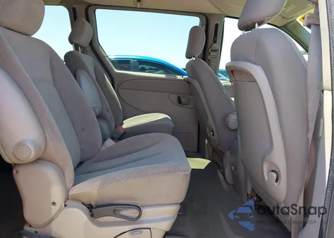 2002 Dodge Grand Caravan Ex z USA, uszkodzony, nr VIN 2B8GP74L42R652504